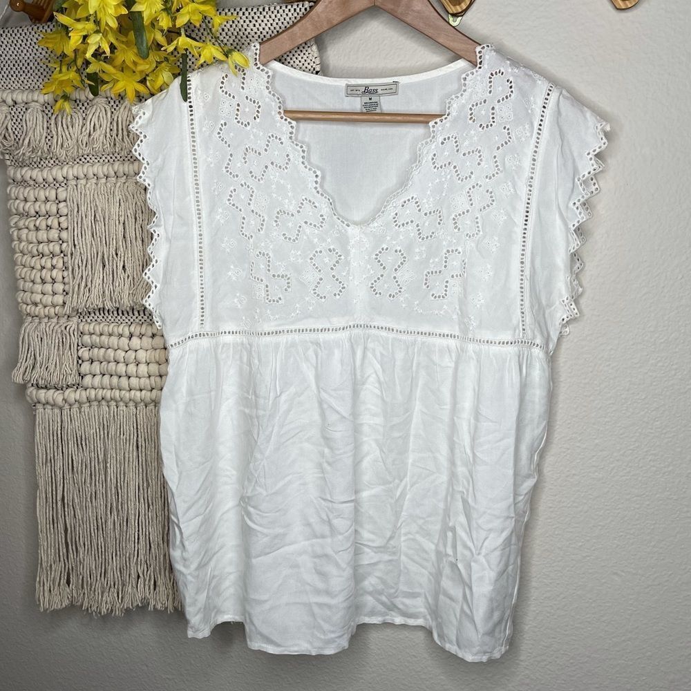 Bass White Embroidered Scalloped Top